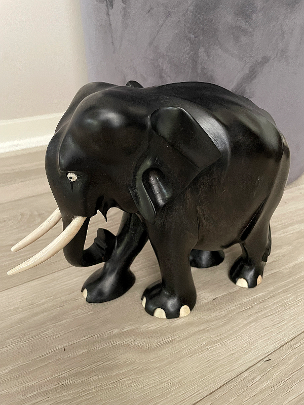 Träsnidad elefant prydnadsfigur