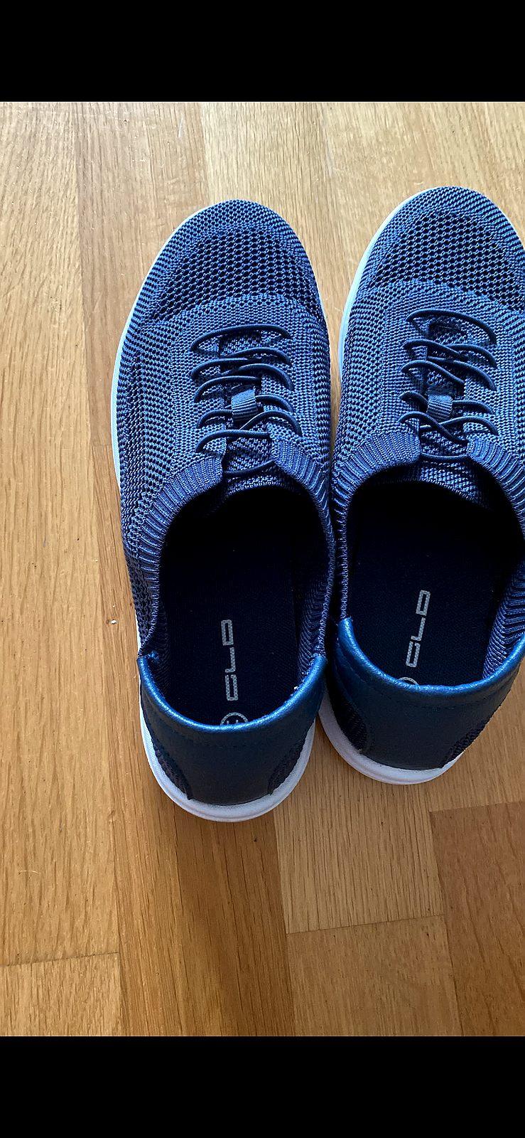 CLO sneakers – dam strl 41 – 350 kr