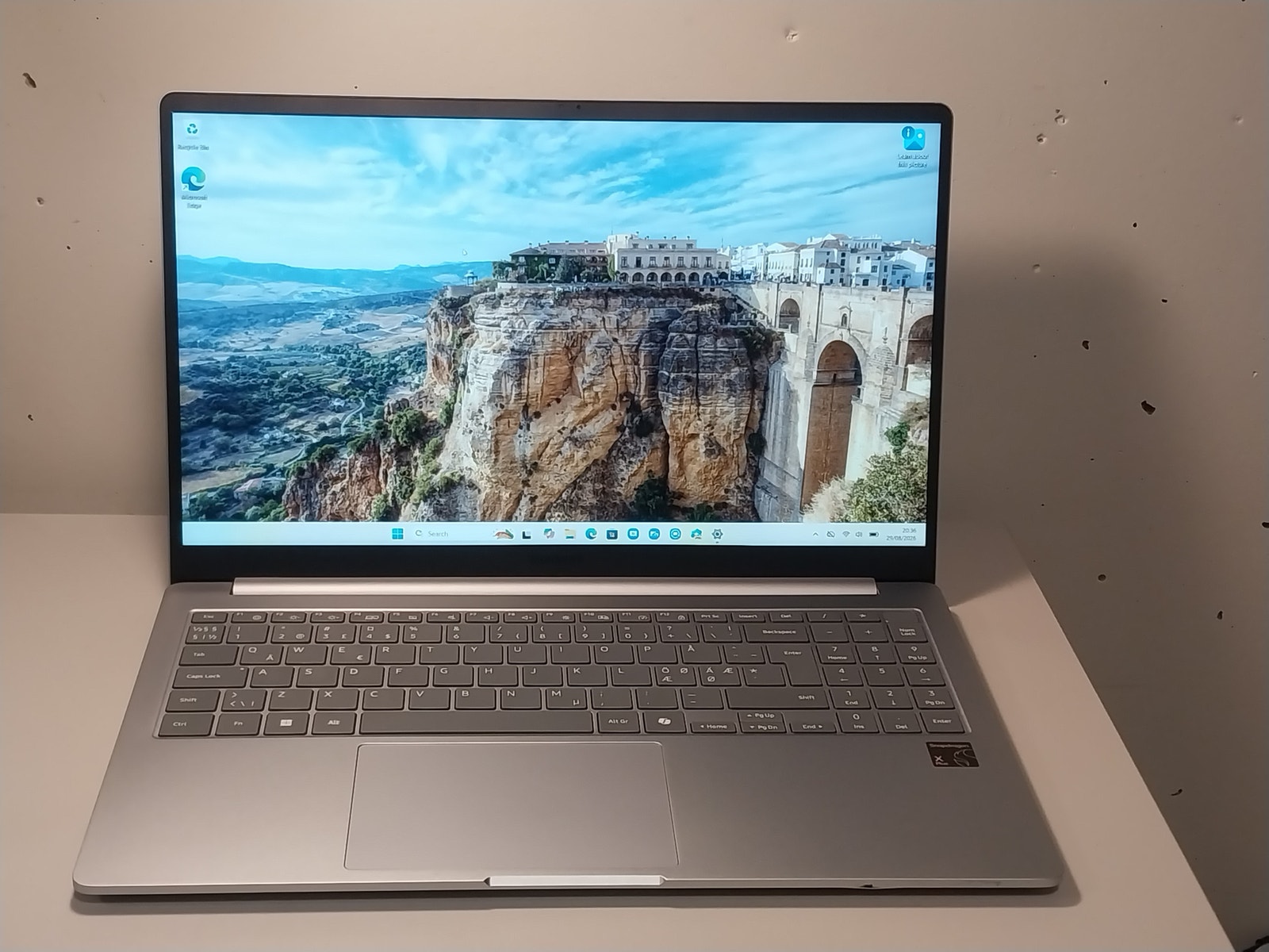 Samsung Galaxy Book4 Edge
