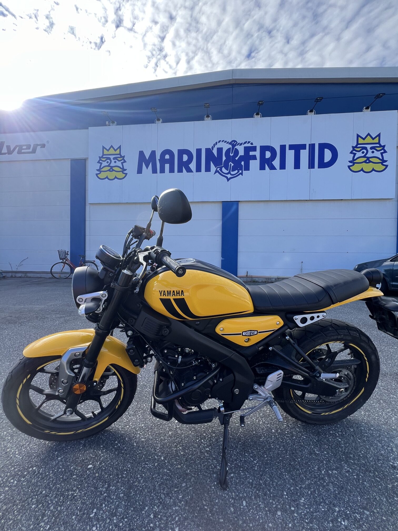 YAMAHA XSR125 -21