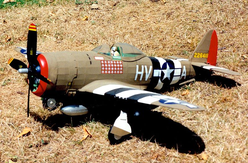 Republic P-47D Thunderbolt, skala 1/16